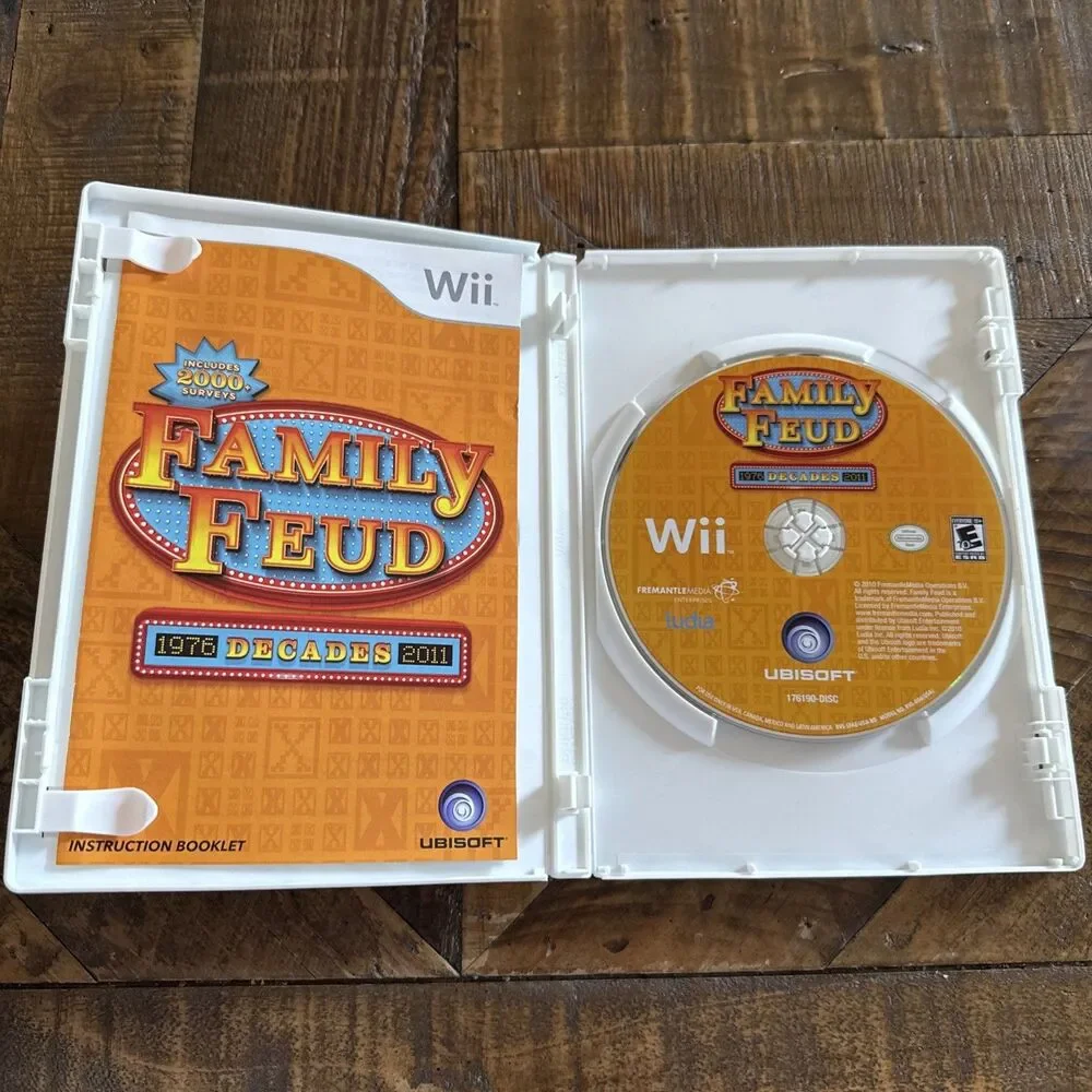 Family Feud Decades Nintendo Wii 2010 Complete CIB Tested w/ Manual